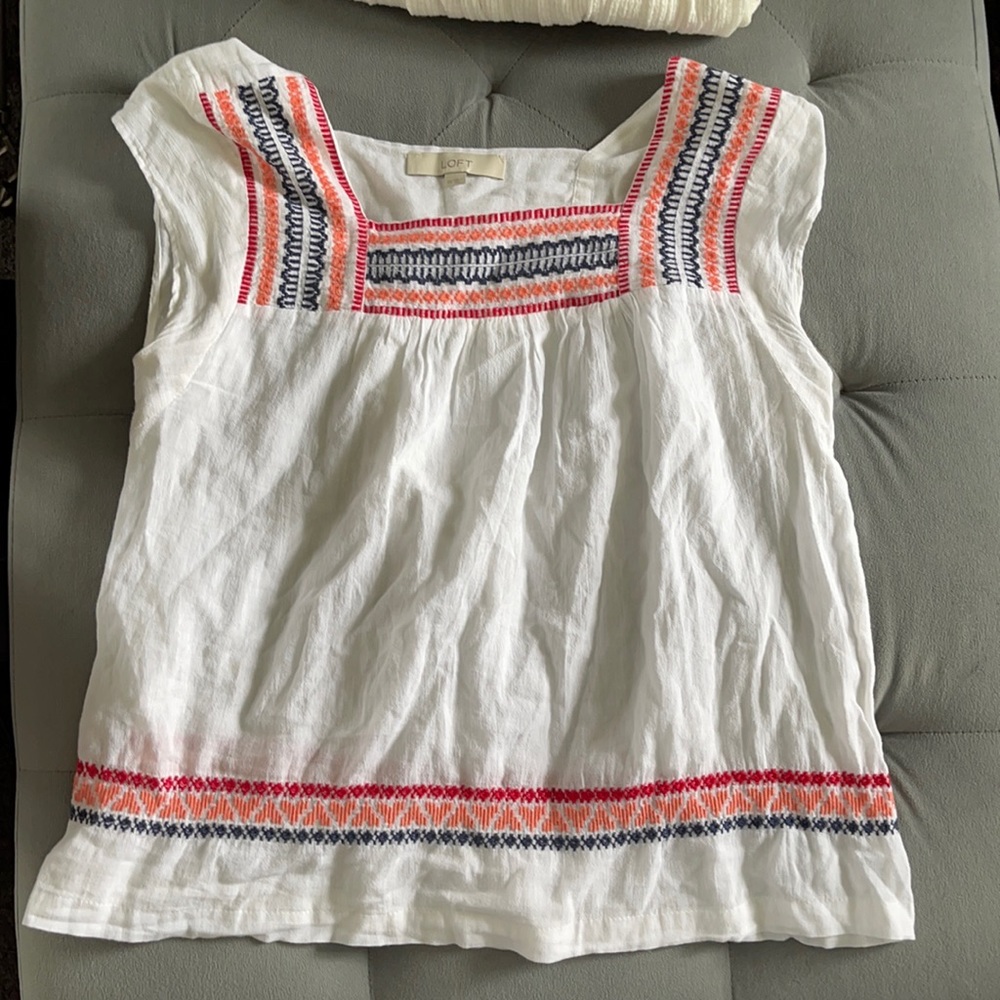 Oft embroidered shirt